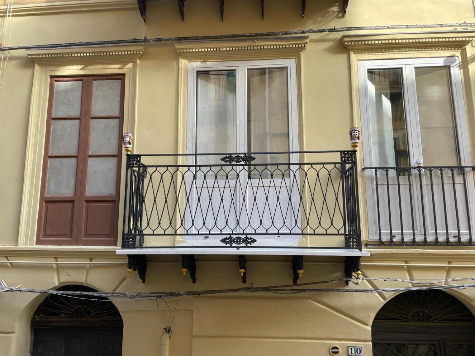 Casa Vacanze Donna Mariacarme' Palermo Exterior photo